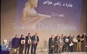 فتحي يكشف جهود مصر لاسترداد الأثار المهربة واستقبال 15.7 مليون سائح 2024