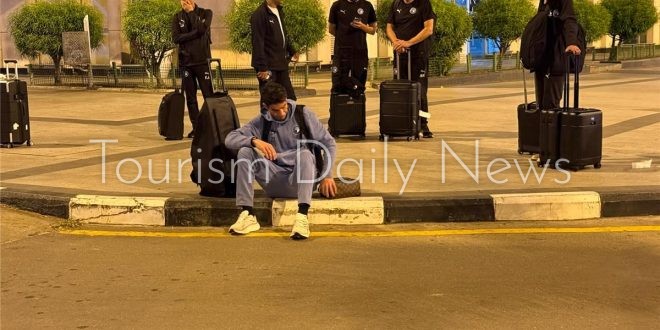 الطائرة واجهت ظروفًا جوية سيئة .. عودة بعثة فريق نادي بيراميدز إلى القاهرة