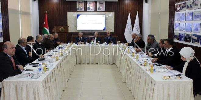 رجال الأعمال يطالبون بتخفيض الرسوم والضرائب والكهرباء على المنشآت السياحية