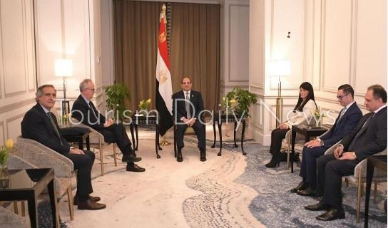 الرئيس يستعرض فرص الإستثمار بقطاع السياحة والفنادق المصري على الإسبان