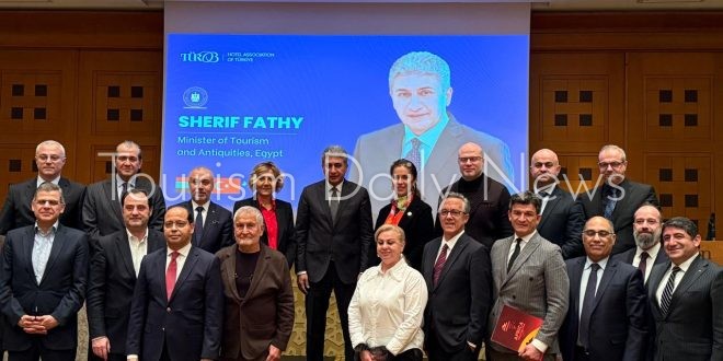 حركة كبيرة لتنشيط السياحة واسترداد آثار مصر المسروقة .. 15 فعالية في إسبوع