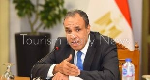 د. بدر عبد العاطى وزير الخارجية والهجرة