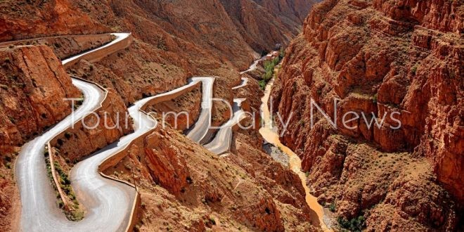 سياحة على الطريق .. 704 في المغرب تربط بين بومالن دادس وامسمرير تنعش تنغير