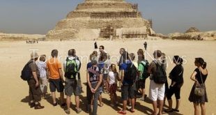 السياحة تبدأ تسجيل المرشدين الراغبين في الحصول على ترخيص اللغات النادرة