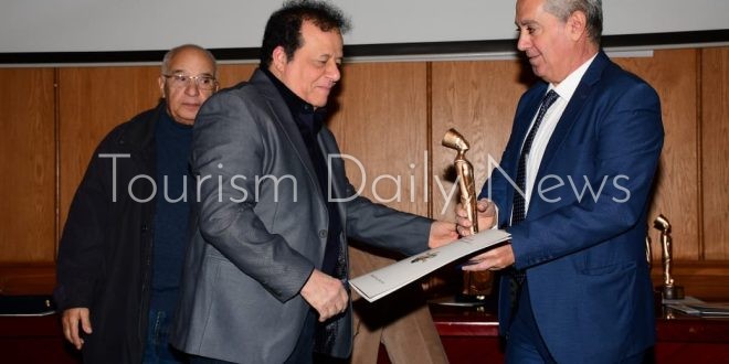 نقاد السينما تكرم عاطف عبد اللطيف وتمنح بحر الناس جائزة الفيلم السياحي