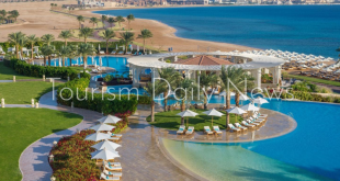 التنمية السياحية تحدد سعر متر الأرض بإمتداد البحر الأحمر بـ 130 دولاراً