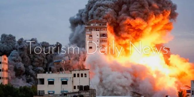 إسرائيل تعود لقصف أهالى غزة وتقتل 330 مدنياً وإصابة العشرات مع عودة الحرب