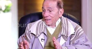 الفنان القدير محمود الحديني