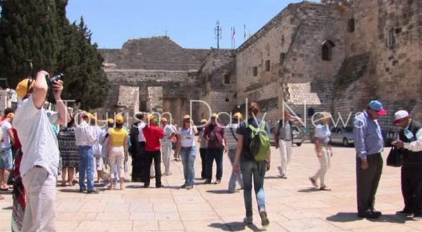 عرض أوضاع القطاع السياحي في فلسطين أمام وزيرة الثقافة اليونانية