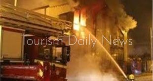 3 سيارات إطفاء لإخماد حريق نشب داخل فندق بالهرم وإخلائه من النزلاء