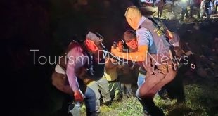 مصرع 12 وانقاذ 5 في تحطم طائرة بعد إقلاعها بدقيقة واحدة من جزيرة رواتان