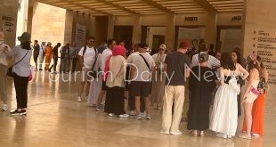 أزمات التشغيل التجريبي للأهرامات مستمرة وشكاوى من إغلاق دورات المياه