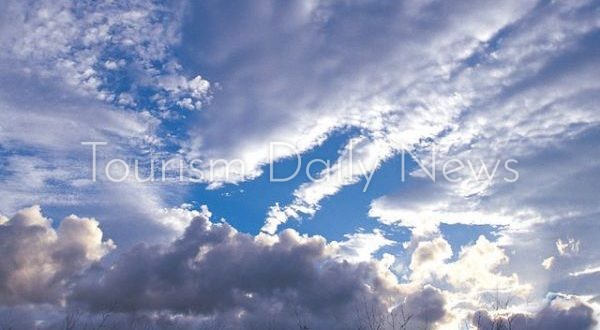 طقس اليوم لطيف في الأردن وغيوم منخفضة ورياح معتدلة