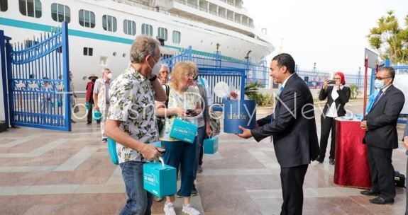 الإسكندرية تستقبل السفينة السياحية MS Zuiderdam تقل 1011 سائحاً من مالطا