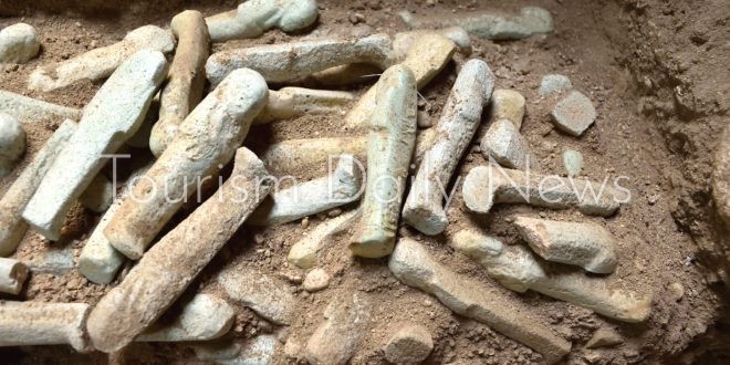 اكتشافات مصر ومقابر ومبان ومعبد الرامسيوم