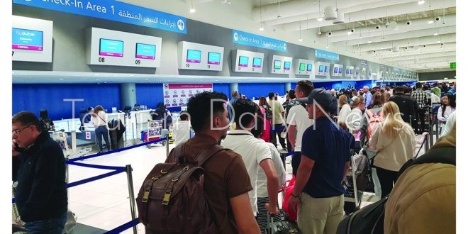حركة قوية في مطار دبي خلال عطلة عيد الفطر