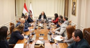 وزير قطاع الأعمال يبحث مع مجموعة شاهينلر القابضة التركية فرص الاستثمار