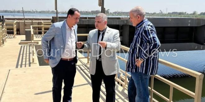 قيادات الري تتفقد قناطر نجع حمادي وتتابع أعمال الصيانة والمشروعات التنموية