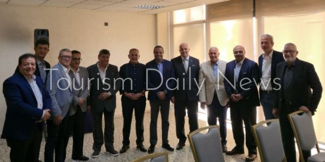 مستثمرو مرسى علم تبحث آليات تشغيل مطار برنيس وتنشيط حركة السياحة بالمنطقة