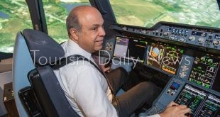 وزير الطيران المصري يزور إيرباص وخط التجميع النهائى لطائرات A350