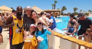 قرية سياحية ساحلية تحتضن مهرجان الفطير المشلتت في البحر الأحمر