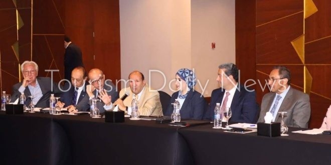 السياحة تشارك في ورشة عمل حول التنمية الاقتصادية بمدن الدلتا والصعيد