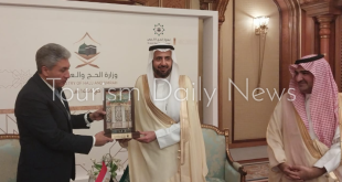 وزير سياحة مصر يزور السعودية ويعقد لقاءات مع وزيري الحج والعمرة والصحة