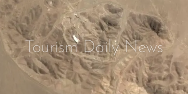 الأقمار الصناعية ترصد ارتفاع حرارة منشآت إيران النووية بعد غارات أمريكية