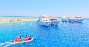 ممارسة الأنشطة البحرية بشكل آمن بالشواطئ المصرية