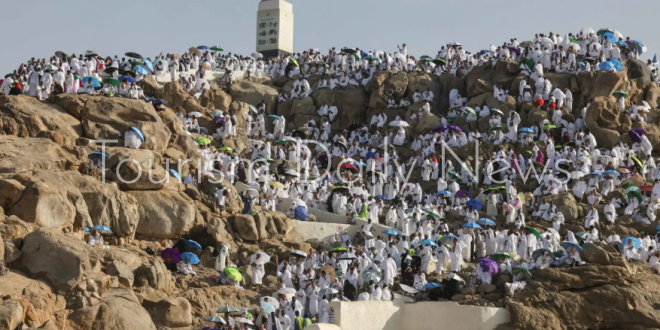 مشهد إيماني مهيب .. ذروة مناسك الحج وأعظم أركانه
