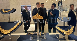 رئيس وزراء صربيا يزور المتحف الكبير والقومي للحضارة ومنطقة أهرامات الجيزة