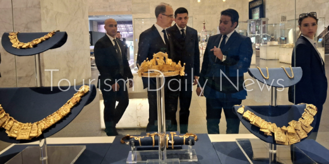 رئيس وزراء صربيا يزور المتحف الكبير والقومي للحضارة ومنطقة أهرامات الجيزة