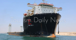 السيطرة على جنوح سفينة الغطس RED ZED 1 دون إصابات في قناة السويس