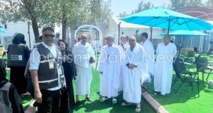 جولة لوزير السياحة والآثار لمخيمات حجاج السياحة المصريين بمشعر عرفات