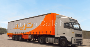 النقل تعلن تصنيع 1000 تريلا جديدة لتقليل الحمولات الزائدة على الطرق