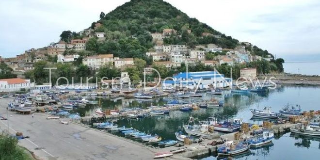 الجزائر تبدأ تنفيذ 580 مشروعًا سياحيًا في مختلف ولايات لتوفير 70 ألف سرير