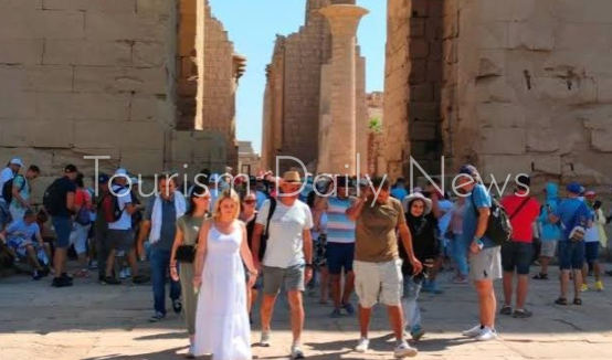 طلب إحاطة بالنواب حول تحصيل الأقصر رسوم من المنشآت السياحية والفندقية