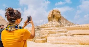 قرار وزاري جديد لوزير السياحة والآثار بزيادة أجر المرشدين في مصر