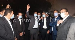 وزير الاتصالات يتفقد سنترال رمسيس المحترق وجهود استعادة خدمات الاتصالات