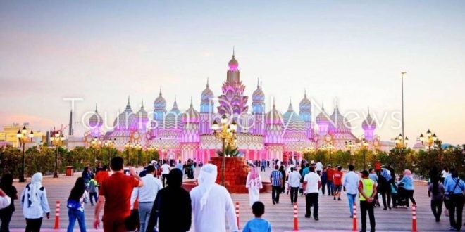 وكالة فيتش تكشف نمو أعداد السياح الدوليين 7.2% في الإمارات خلال 2025