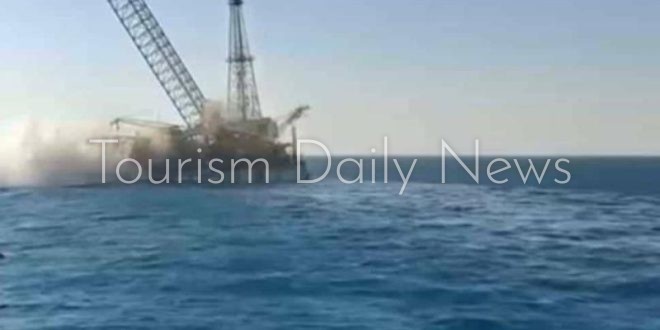 تفاصيل انقلاب البارجة أدمارين 12 وإنقاذ 23 لا يزال البحث عن 3 مفقودين