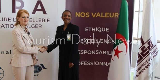 الجزائر وزيمبابوي تكشفان عن تعاون سياحي في مجال الضيافة وفن الطهو