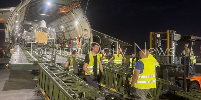 مصر للطيران للشحن الجوي تستقبل طائرتي أنتونوف عملاقتين لنقل الطاقة