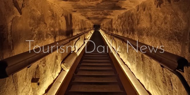 تحديث نظام الإضاءة الداخلية لأهرامات الجيزة واستخدام تقنيات صديقة للبيئة