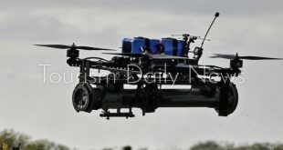 أوكرانيا تقصف مطار بوريسوغليبسك وروسيا تعلق الطيران في إيجيسك وإيفانوفا