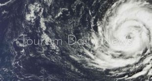 إعصار قنبلة يضرب نيو ساوث ويلز الأسترالية ويجبر رحلات الطيران على التوقف