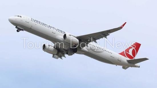 حادث طارئ على طائرة الخطوط الجوية التركية المتجهة من إسطنبول إلى أنطاليا