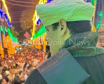 آلاف من الدراويش والذاكرين في حضرة المنشد محمود ياسين التهامي بسمالوط