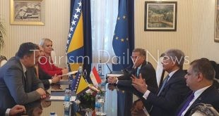 وزير السياحة يبدأ زيارة رسمية للبوسنة والهرسك ويلتقي وزير الخارجية