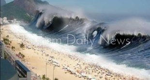 السياحة في وايكيكي وسط تحذيرات تسونامي .. يوم القيامة ونصائح المسافرين